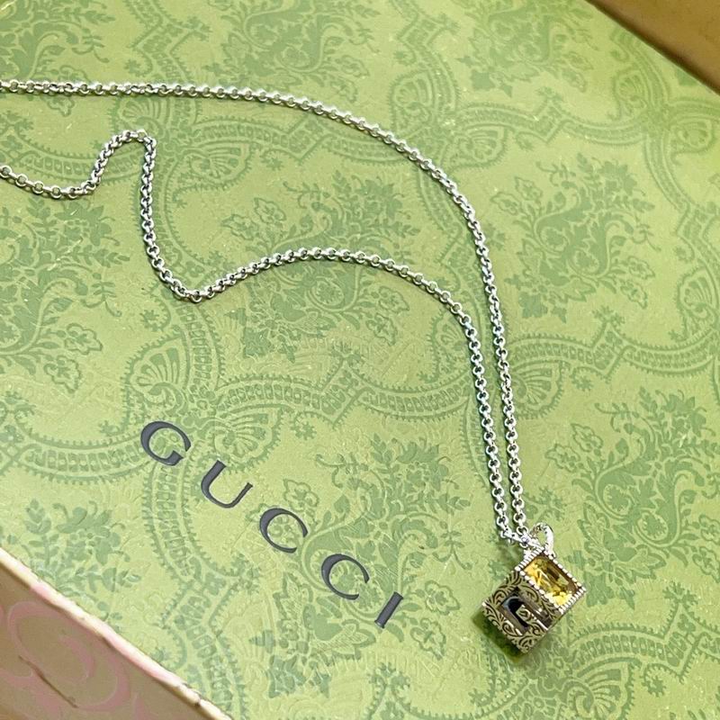 Gucci Necklace 10yxx163